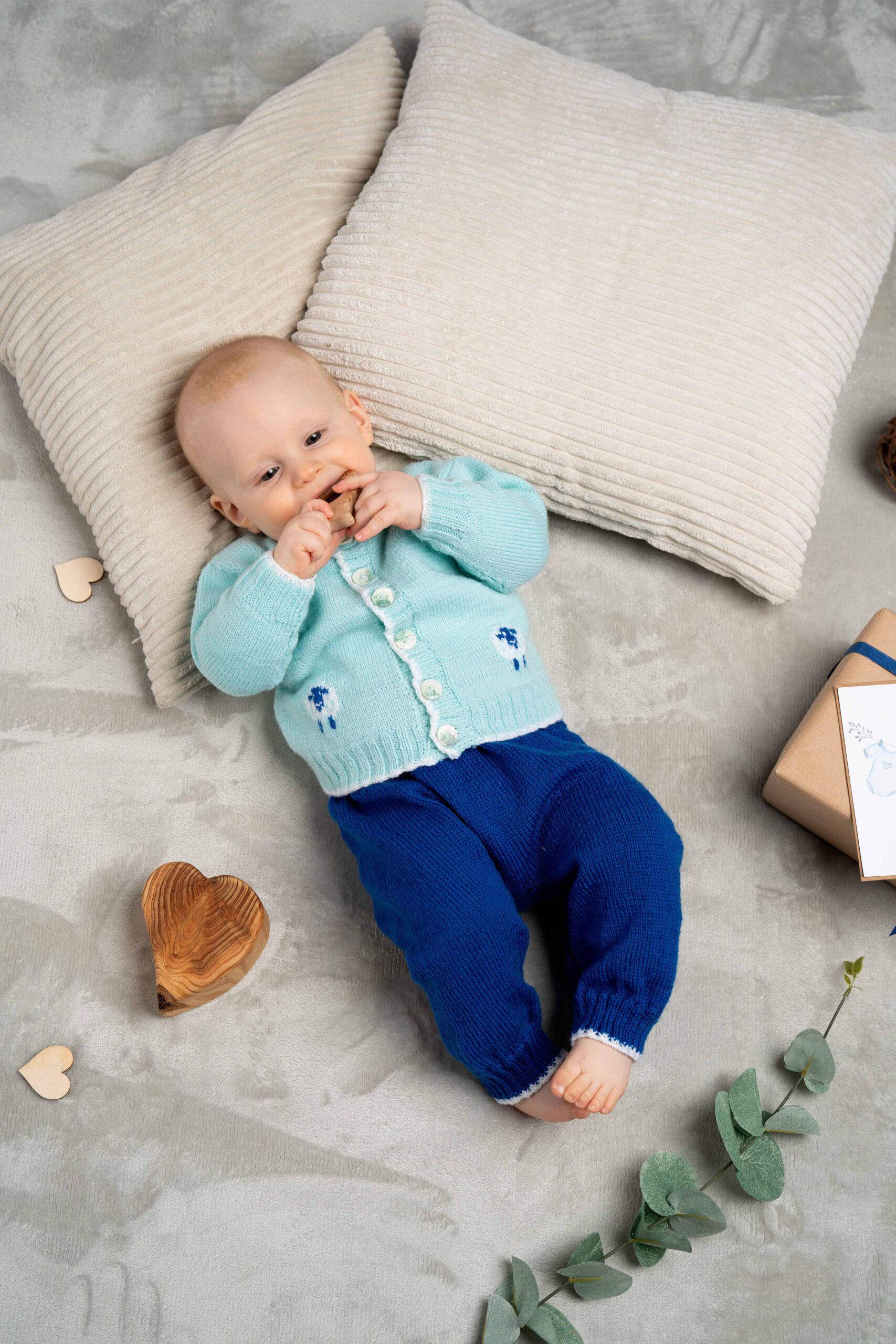 Baby Merino Soft Jäckchen mit Schäfchen