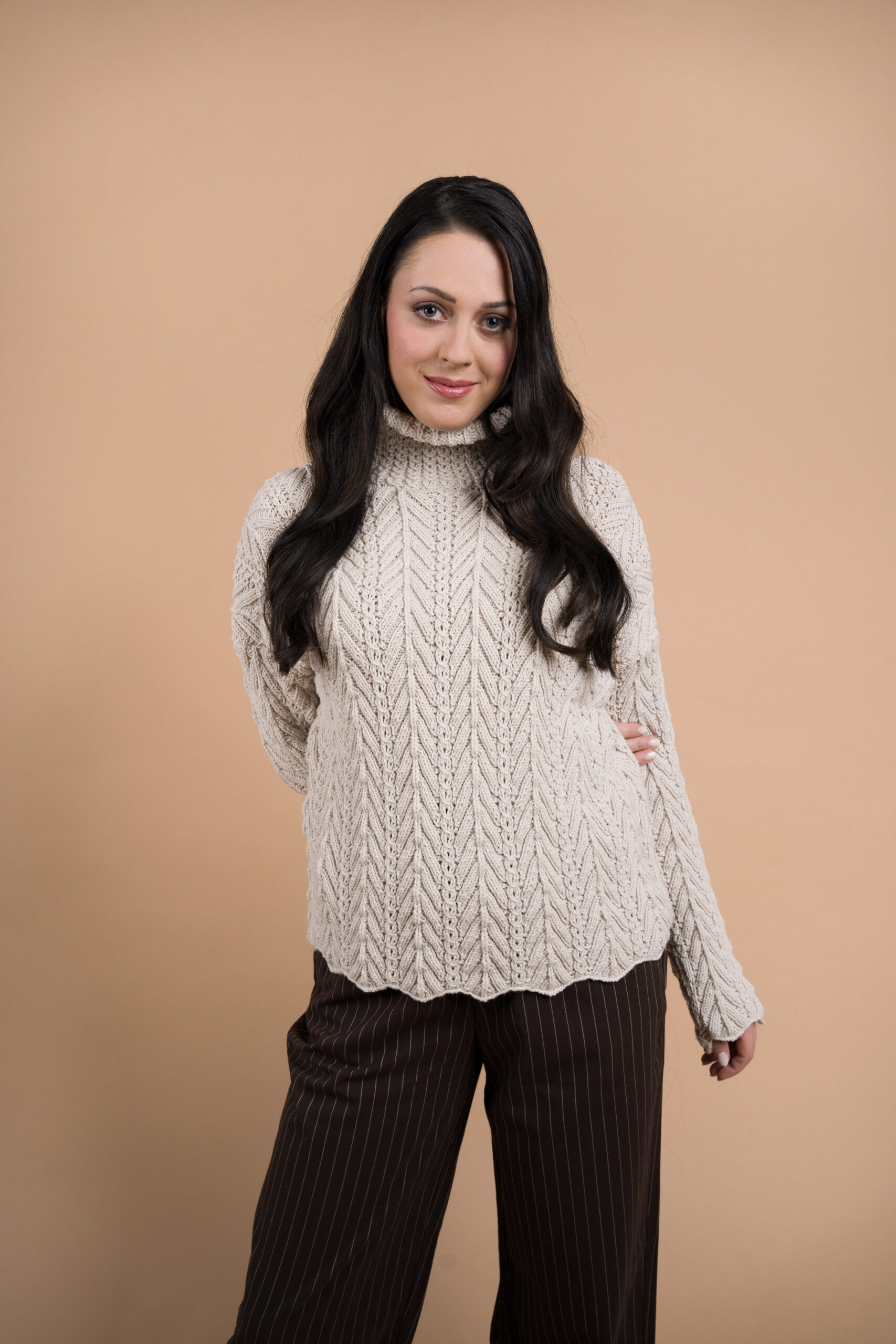 Modell 12 Pullover mit Fantasiemuster